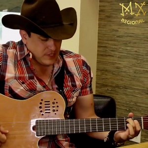 Una Noche Más - Mariano Barba🎶🎤💔 | MX Records