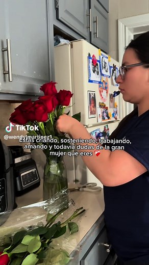 Lo estás haciendo grandioso no pares, sigue adelante y nunca dudes de la gran mujer que eres. ❤️‍🩹 #rosas #motivacion #mama #mujeresqueinspiran #confiaenti