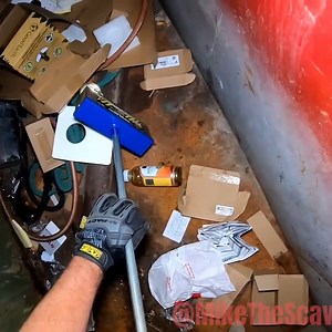 Dumpster Diving: Five Laptops Found! | Mike The Scavenger