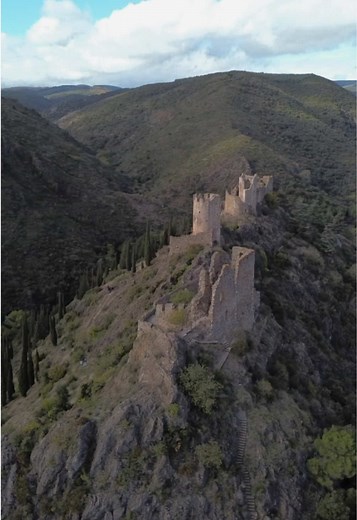 Les 4 Châteaux de Lastours randonnée — topo, histoire et panorama