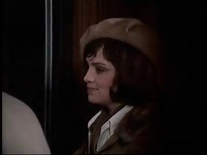 V 18.00 na CS film Akce v Istanbulu Podaří se mu přimět významného vědce k návratu do vlasti? Československé kriminální drama (1975). Hrají: R. Lukavský, I. Rapaičová, W. Koch-Hooge. Režie: Vladimír Čech. | CS FILM