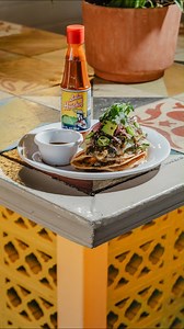 245 reactions · 4 comments | Así se cocina el contenido detrás de cada toma ‍ Hay luces, cámaras, manchas de salsa, tomas infinitas, MUUUUCHA SALSA HUICHOL y un equipo con hambre tratando de no comerse el set  #SalsaHuichol #ÉchaleHuichol #ÉchaleTuSaborConsentido #BehindTheScenes #FoodLovers | Salsa Huichol | Facebook