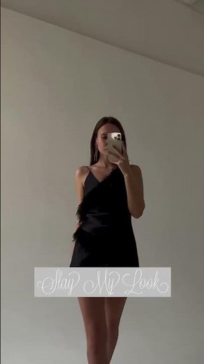 Dark but delicate vibe Jet set babe fashion look Slay Look