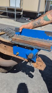 Showing the hinges and hoist of the pierce arrow dump bed we installed. A few things ended up being different in the end. We ended up cutting off those spacers and resting the frame mount inside of the c-channel of the flat bed frame. Still giving it enough room to clearance the top of the ram and the bed. #dumpbed #flatbed #ford #fordf350 #forddually #obsford #7.3powerstroke #powerstrokediesel #diy #mechanic #mechaniclife #WrenchLife #welders #custommade #fabrication #fypシ #memesdaily VC: @mari