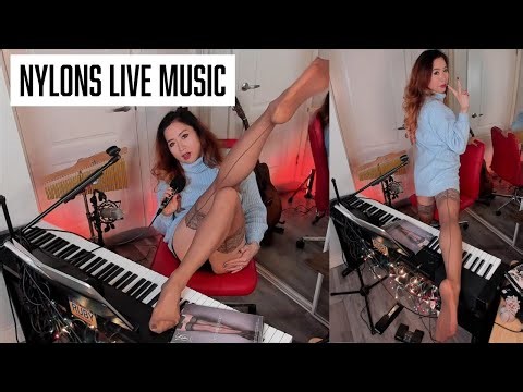 Reinforced Toes Polka Dots Pantyhose Try On Music! Nylons stockings tights review legs feet soles