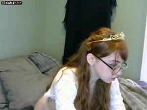 WavySage Beauty fucks her holes with dildos