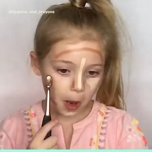 31K views · 176 reactions | This little girl's MUA skills are already incredible - Molly's final look is flawless  | STUDENTbible | Facebook