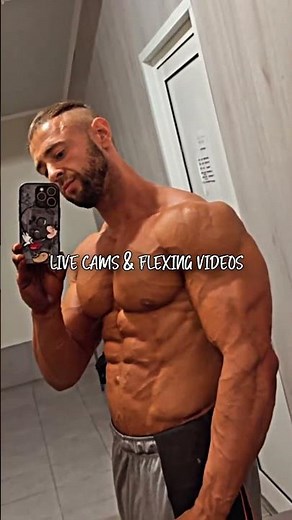 muscle shows, live cam flexing & moore