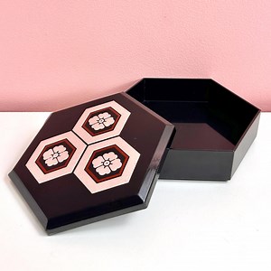 Japanese Geometric Design Box - Etsy