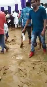 ON A LIGHTER NOTE: - Acha Ji tu huwa kuch Yuun key Shadi Key Doran Taiz Barish hogaye aur pher halaat kuch esey hogaye!. - Keecher hi keecher aur usmai Doobey hoye laal Jotey. Humari Dua hai key ALLAH Pak Naye Couple ko Dheyroon Khushiyan ata Farmaye. | Muftii.exe