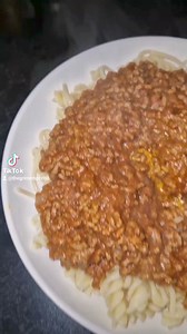 Mom's Spaghetti Detroit Pasta Sauce From Eminem #Eminem #MomsSpaghetti #SlimShady #MarshalMathers | TheGrimeRapCritic | Facebook