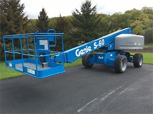 [Hot Item] Second Hand Genie Diesel Engine Self-Propelled Telescopic Boom Lift
