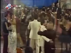 Zeki Müren Gitme Sana Muhtacım | Yağmur ve BEN