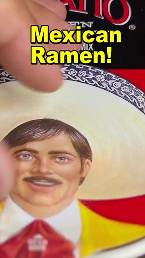 Mexican ramen stewed in beef broth is ammmazing! Found this one in Chicago | Strictly Dumpling