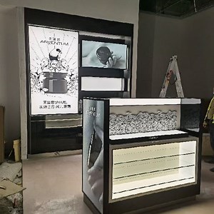 [Hot Item] Luxury Brand Wood Display Showcase Luminous Cosmetic Display Counter