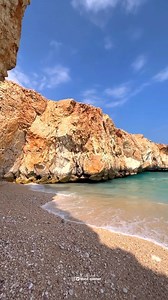 📍 Tiwi Beach, Oman 🇴🇲 🎥: [mohd.mashari] #OmanPocketGuide #Oman #MyOman #TravelToOman #Travel #Tourism #Viral #Trending #reels #oman_reels #uae #dubai #abudhabi #qatar #ksa #gcc #Italia #Deutschland #US #UK #Britain #France #Schweiz #India #MiddleEast | Oman Pocket Guide