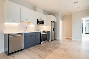 165 Everett St, Allston, MA 02134 - For Rent