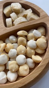 These baby yogurt melts only require 2 ingredients and are a perfect, refreshing snack for your little ones! They melt in your mouth quickly and are a great sugar-free treat! Check out the recipe here ---> https://feedingtinybellies.com/baby-yogurt-melts/ | Feeding Tiny Bellies