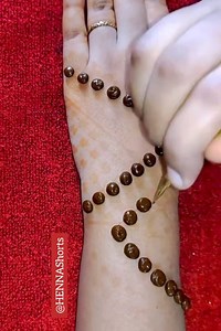 Easy Finger Viral Dot trick Mehndi design for legs✨💕👍 #hennashorts #mehndidesigns #mehndi #mehndidesign2024 #mehndiartist #hennaart #henna #bridal #hennaartist #mehndiart #mehndilove #artist #creative #fbvideos #videos #viralvideo | HENNA Shorts