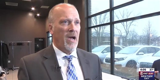 Brad Schimel attends a women’s luncheon in Green Bay