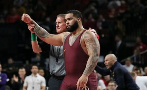 NCAA wrestling Championships 2022: Complete 2nd-round results, matchups, pairings, seeds