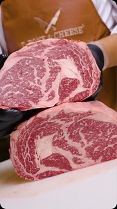 The art of butchery meets the finest Wagyu @carrarawagyu At T-bone & Cheese, we take pride in offering a diverse range of Australian Wagyu labels to meet your culinary preferences. - 100% Australian grain-fed beef - Marble score 9 - Japanese Wagyu genetics - 350 day feeding programme - 100% natural feed | T-Bone & Cheese
