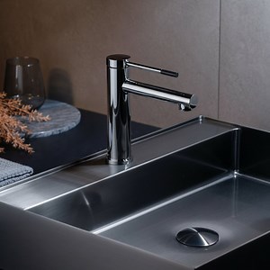 [Hot Item] Premium Stainless Steel Chrome Faucet with Neoperl Aerator for Modern Bathrooms