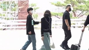 18K views · 3.4K reactions | @lalalalisa_m at ICN Airport on her way to Paris. Have a safe flight Babe  #ctto #BLACKPINK | Blackpink is Love | Facebook