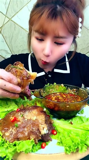 7.8K views · 152 reactions |  The slurp swells, bursts, and fades — a wet symphony of pure texture. | Bennie | Facebook