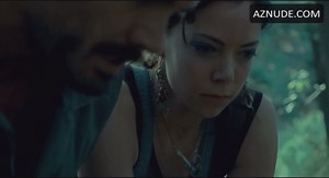 Sara Paxton Butt Scene in The Last House On The Left