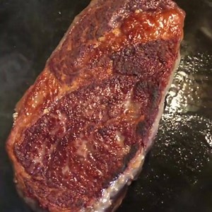 Easter Special Offers!!! 6 Lucky Winners will win a FREE EASTER LARGE FRESH LEG OF LAMB (Feeds 6-8 People)! Winners picked this Friday!!! To enter like, share and comment on what you will be eating this Easter with the family :) Join us TODAY in Gloucester 👇 ➖➖➖➖➖➖➖ 🔥Boneless Rolled Turkey Breast Crowns (Stuffed or Plain) From £10 ➖➖➖➖➖➖➖ 🔥Whole Fresh New Season Easy Carve Legs of Lamb from Only £12 ➖➖➖➖➖➖➖ 🔥Fresh British Boneless Prime Rib of Beef (All Sizes Available) Only £2.99 lb ➖➖➖➖➖➖➖