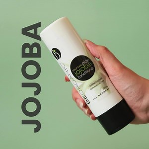 🌟𝘼𝙡𝙤𝙚 𝙅𝙤𝙟𝙤𝙗𝙖 𝙎𝙝𝙖𝙢𝙥𝙤𝙤 & 𝘾𝙤𝙣𝙙𝙞𝙩𝙞𝙤𝙣𝙚𝙧 🌟Best for Dry, Damaged, Rebonded, Colored Hair! 🛍SHOPEE: https://shope.ee/5KjBiEKGBP 🛍LAZADA: https://www.lazada.com.ph/shop/be-organic-bath-body/ 🌿Our All Natural, Sulfate-free shampoo gently cleanses, moisturizes and fortifies dry and damaged hair.🌿 💯KEY INGREDIENTS: ✅ ALOE VERA: helps promote hair growth and prevents hair loss ✅JOJOBA OIL: replenishes lost moisture and fortifies damaged hair. ✅PANTHENOL: strengthens hair an