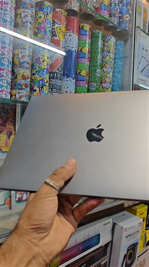 Macbook pro skin premium quality skins 😎 #macbook #macbookpro #macbookskin #macbookwrap #apple | Rahul Narwani