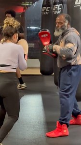 Boxing Conditioning class combines strength work and cardio conditioning to strike a total body balance. Open to all skill levels. Grab gloves and meet your coach in the bag area! #CoachTonto #BoxingConditioning #BoxingSparring #BoxingTechnique #Kickboxing #MMA #MuayThai #BJJ | UFC GYM