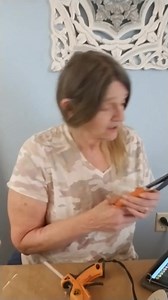 Easy Carrot Spoon wreath. I hope you enjoy this, I had fun making this. #easydiy #homedecoration #easterdecorations #dollartreediy #Carrot #dollartreediy #passionatepaintedlady | The Passionate Painted Lady