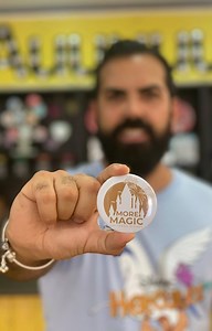 Compartimos con vosotros como hemos creado la campaña Unlock More Magic 🌟⁣⁣ ⁣⁣ Un sobre mágico que nos ha ayudado a desbloquear la Magia gracias a todos los amigos que nos han ayudado a comunicar este cambio tan grande que acaba de experimentar nuestro Universo Disney 🏰 ⁣⁣ ⁣⁣ Y por supuesto gracias a nuestros amigos de @ellobolopez_net por ayudarnos a crear nuestra primera chapa de More Magic, ademas tenéis en su web un 15% dcto usando el código UNIVERSODISNEY15⁣ ⁣ ⁣ #moremagic #unlockmoremagi