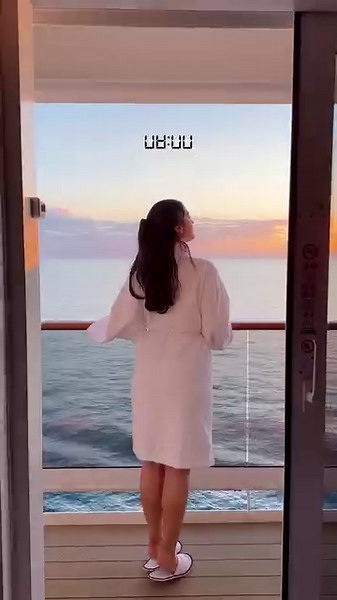 7K views · 85 reactions | Les journées sans escales dans les destinations sont appelées journées « en mer » et nous les apprécions énormément.  C'est une occasion parfaite pour découvrir toute la gamme de divertissements, de restaurants et d'activités à bord de votre navire. Cliquez-ici pour en savoir plus ➡️ https://urlz.fr/pi9F Demandez à être rappelé par un conseiller pour vous aider à réserver votre voyage : https://buff.ly/44cgkmc | MSC Croisières | Facebook