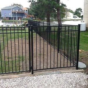 [Hot Item] Galvanized Steel Fencing Wrought Iron Fencing Garden Fence Safety Fencing Welded Steel Fence Panel