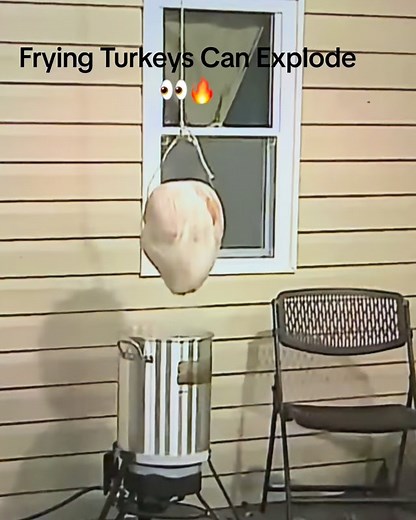 The National Fire Protection Association warns that deep-frying turkeys can create explosive fireballs. They say to please “Cook the turkey, not your home.” #thanksgiving #thanksgivingdinner #turkeyfact | Fact Retriever