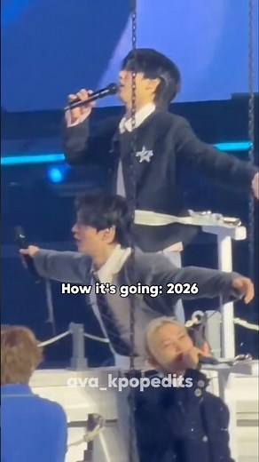 Their Titanic is still going strong 🤭🤣 #skz #skzfanmeet