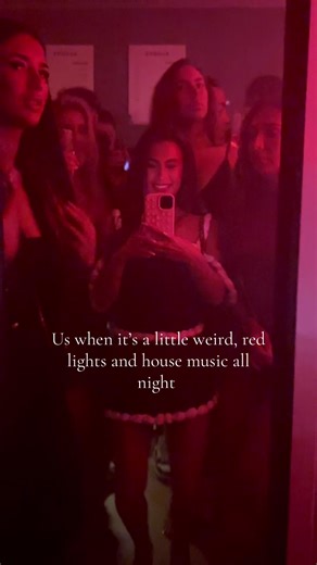 Isabella (@isabellaanaiss)’s videos with Soul Snatcher - Josh Baker