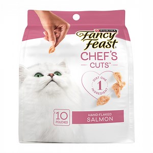 Purina Fancy Feast Chef’s Cuts Real Hand-Flaked Salmon Natural Soft Cat Treats, 1.06 oz, 5 Pack