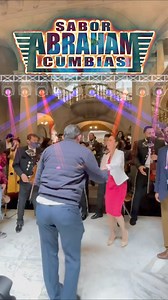 3.1M views · 66K reactions | CLAUDIA ERES MI AMOR ✨ #planC #ClaudiaSheinbaumPresidenta2024  ✨⚡⚡ABRAHAM⚡⚡✨  #exitazosonidero | El Rey de la Cumbia Sonidera Dj Abraham Mix | Facebook