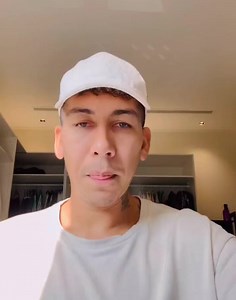 1.1K views · 139 reactions | SI SENOR Roberto Firmino mengeluarkan sebuah buku yang dipanggil "My Liverpool Years" yang diterbitkan pada 9 November. Tetapi anda boleh membuat prapesanan salinan yang ditandatangani sekarang. #WanDijk #LFCMalaysia | Liverpool Malaysia | Facebook