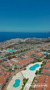This spacious apartment is located in a prime complex in Playa de la Arena. Beautifully furnished, it features a separate kitchen with a breakfast bar, a large open-plan lounge with a dining area, a double bedroom with fitted wardrobes, and a refurbished shower room. Both the lounge and bedroom open onto a large, private rear terrace. The front terrace offers internal views of the complex and enjoys morning sunlight. The property includes a spacious garage measuring 25m² and a storage room of 9.