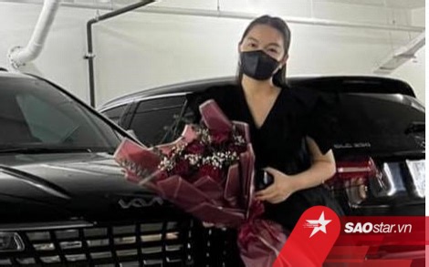 Phạm Quỳnh Anh được 'người quen' tặng xế hộp nhân dịp ngày Phụ nữ - Saostar.vn