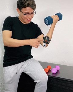 #comparte #sensorMuscular ✅Indicador de Actividad Muscular Video Completo👉🏻 https://youtu.be/DX1NqhyFRak PCBcircuit: PCBWay | BioMakers Industries