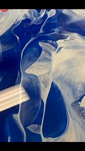 Renueva el pisos de tu hogar sin poner como excusa que seas: mujer, hombre, menor de edad, adulto, etc... ✅ #casa #remodelacion #design #remodelaciondeinteriores #interiordesign #pisos #resina #resinart #resinaepoxi #epoxy #epoxy #porcelanatoliquido #loseta #fyp #piso | Resin World