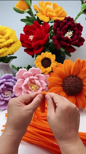 （二）Diy pipe cleaner Medium Sunflower Yellow leaves #handmade #diy #handmadegifts #handmadecraft #tulip #gift #craft #diyproject #diyfashion #diycraft #homedecor #foryou #tiktok #diystufftomake #handcraft #TikTokCrafts #decoration #DIYCrafts #craft #flowerlovers #diyhomedecor #flowers #pipecleanerart #pipecleanerflowers
