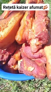 18K reactions · 251 comments | Rețetă kaizer afumat肋 Kaizer afumat la lemn de fag și cireș Ingrediente: 1 pulpă spate de porc (aprox. 15 kg, dezosată și feliată) 1 căpățână mare de usturoi zdrobit Condimente pentru grătar (ideal cu cimbru – ex. Galeo) 2-3 linguri boia dulce de ardei 300 ml vin alb sec. #jambon #afumatură #carneDePorc #tradițional #rețetăDeCasă #băiț #vinAlb #usturoi #grătar #delicatese | Madalina Zorila | Facebook